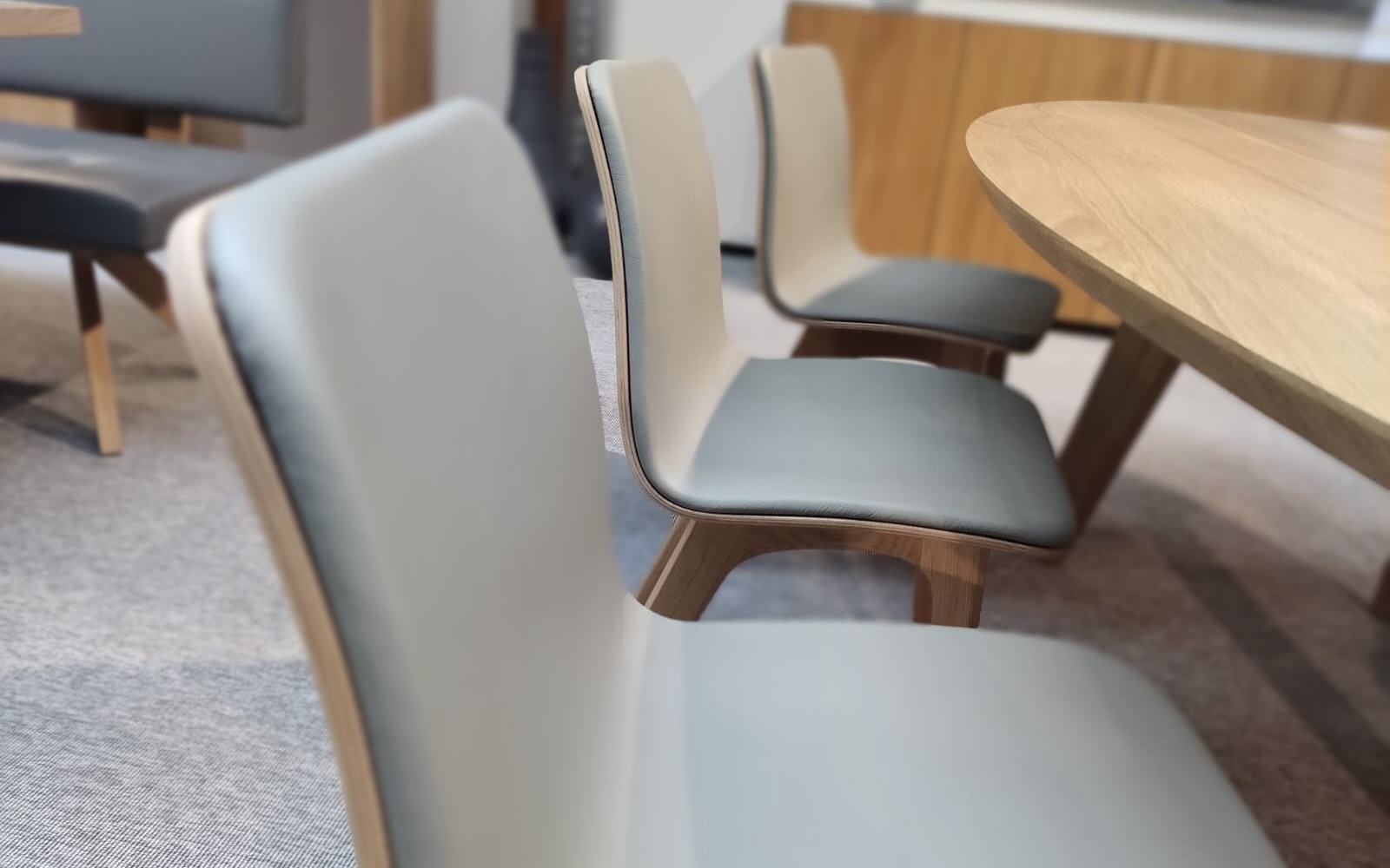Zeitraum – tafel + 6 stoelen