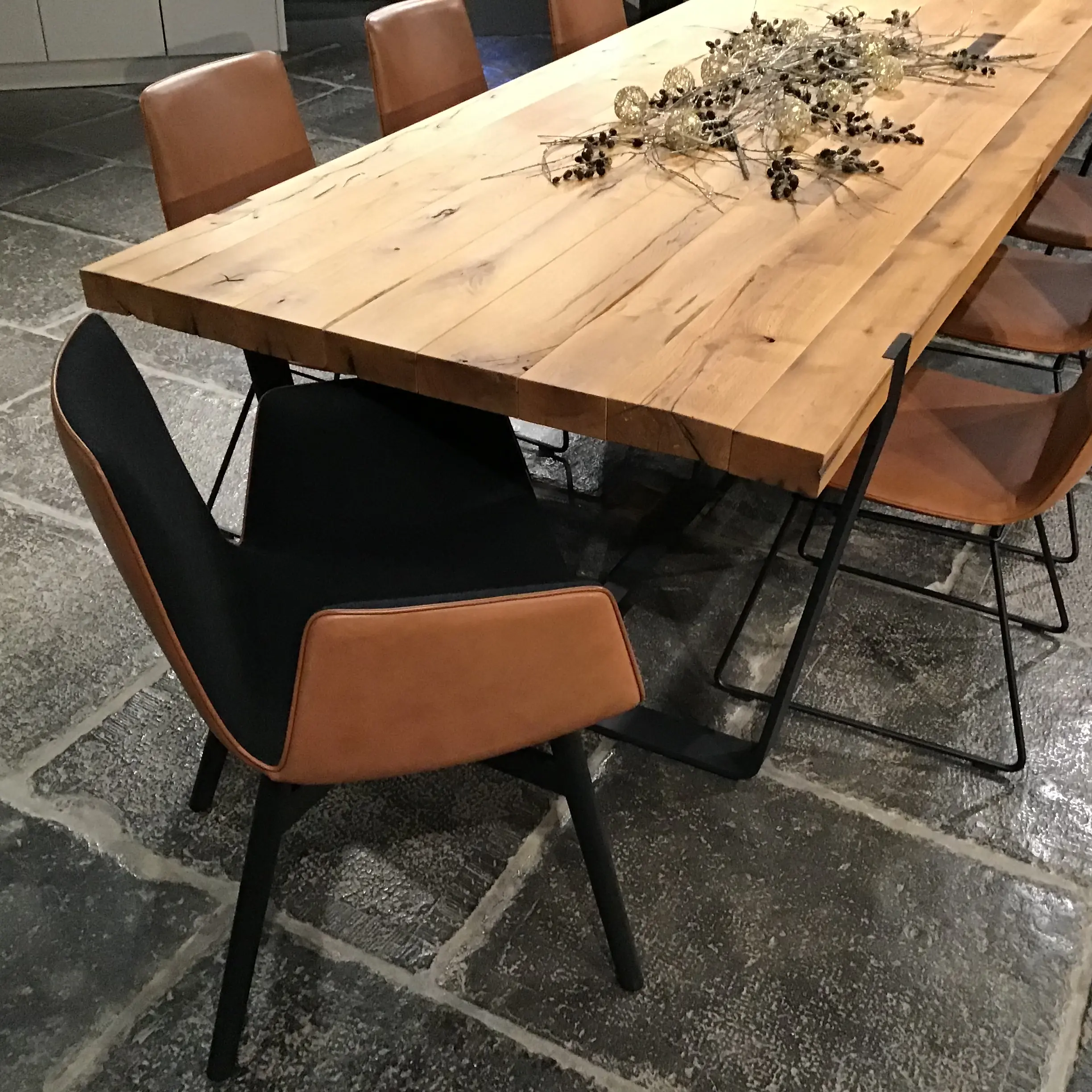 Janua – tafel met 8 stoelen