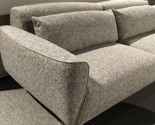 Jori – sofa met poef