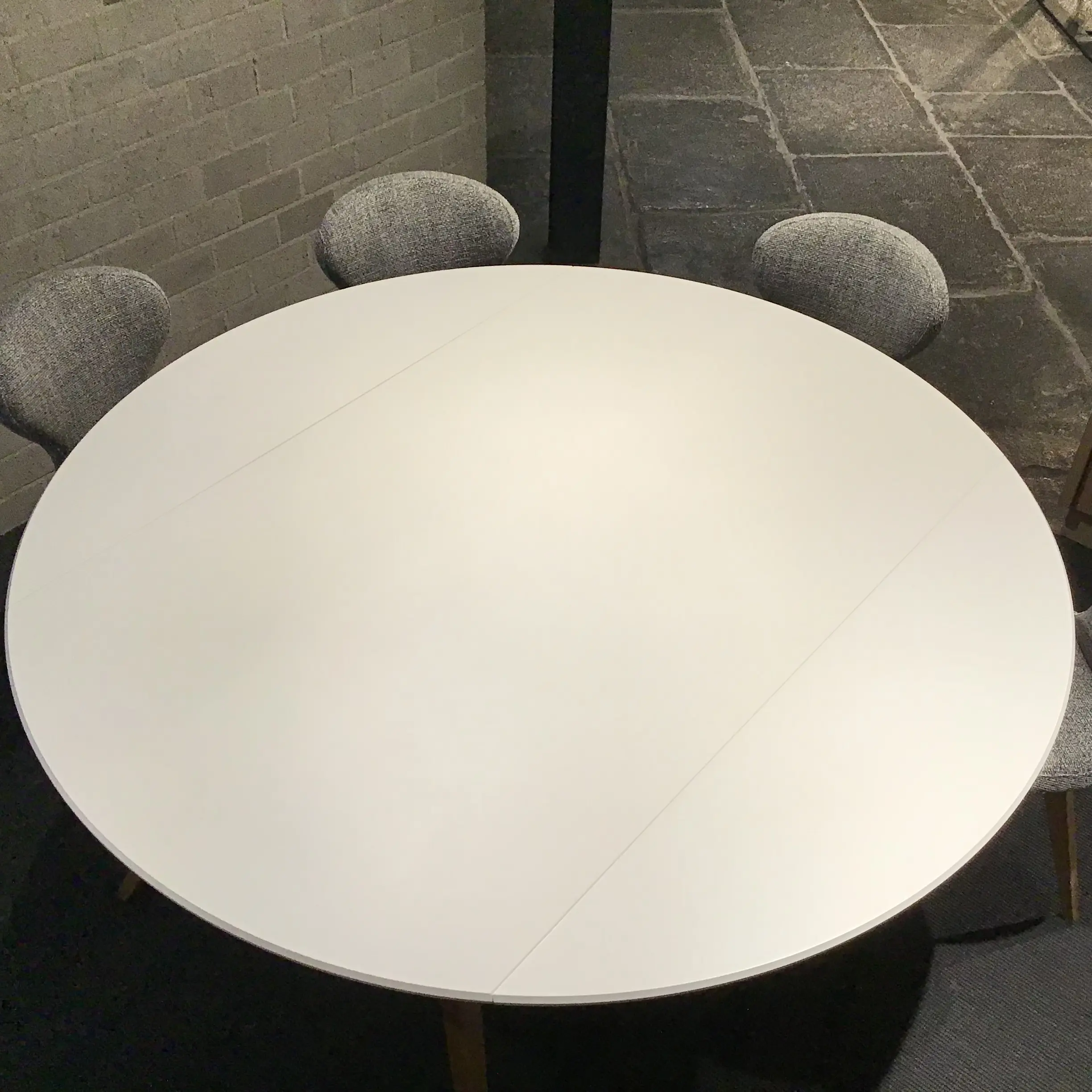 Mmood – tafel verlengbaar met 4 stoelen