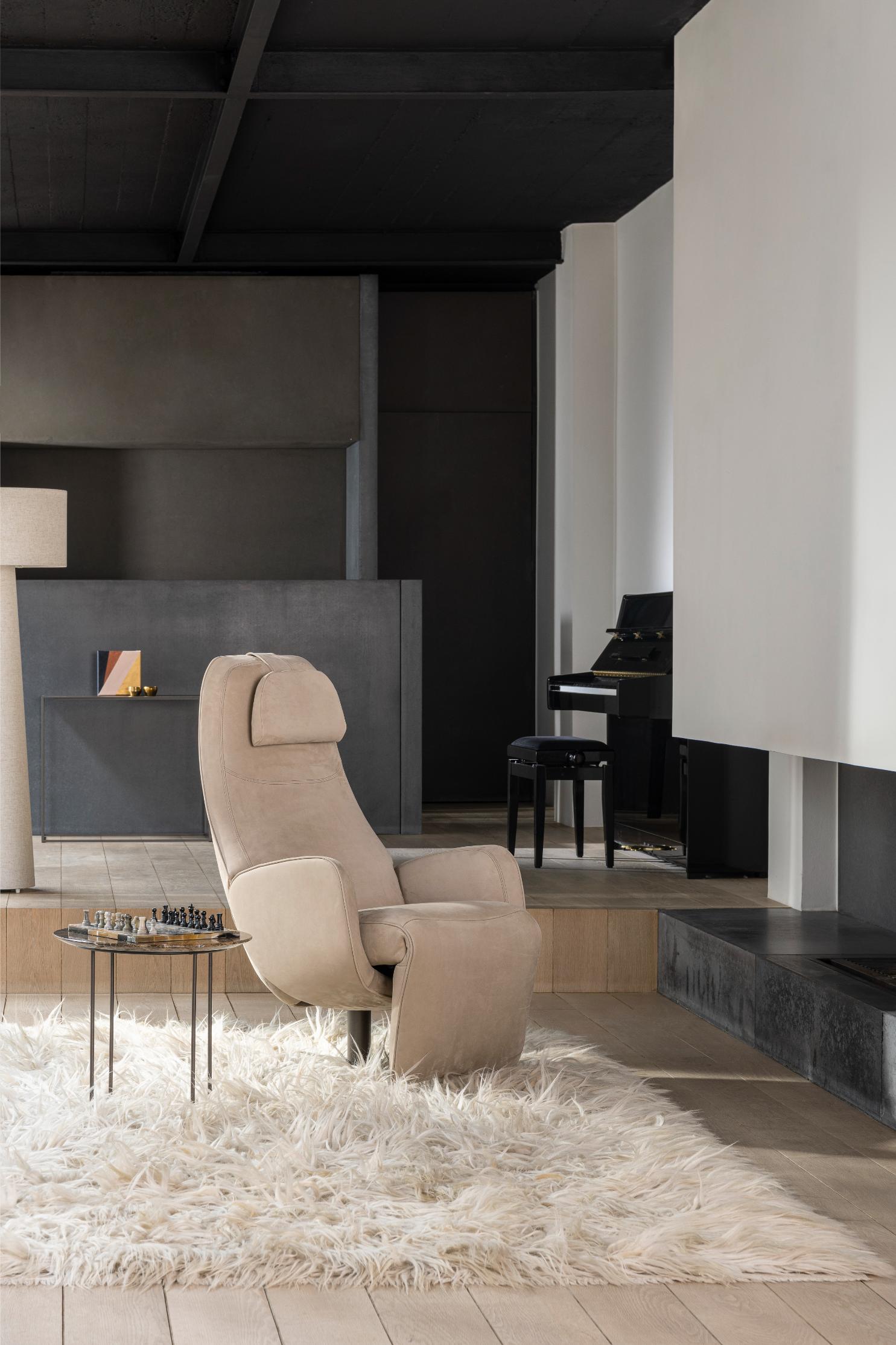 Jori - Cosy Ghost Jori - Cosy Ghost